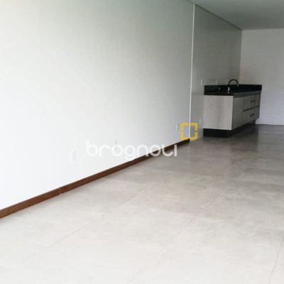 Casa com 123m², 3 quartos (sendo 1 suíte), 1 garagem, no bairro Campeche em Florianópolis