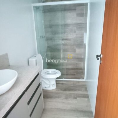 Casa com 123m², 3 quartos (sendo 1 suíte), 1 garagem, no bairro Campeche em Florianópolis