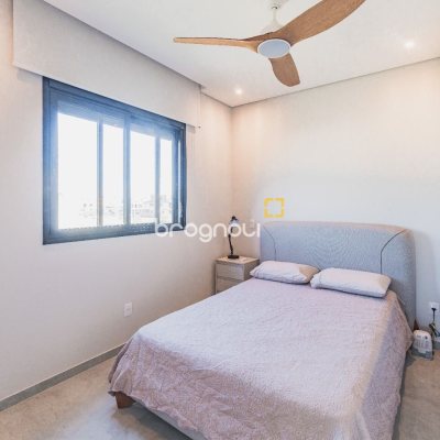 Casa com 160m², 3 quartos (sendo 1 suíte), 2 garagens, no bairro Campeche em Florianópolis