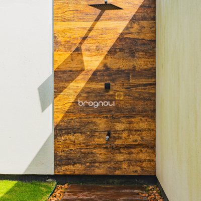 Casa com 160m², 3 quartos (sendo 1 suíte), 2 garagens, no bairro Campeche em Florianópolis