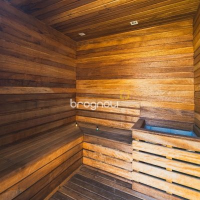 Casa com 160m², 3 quartos (sendo 1 suíte), 2 garagens, no bairro Campeche em Florianópolis