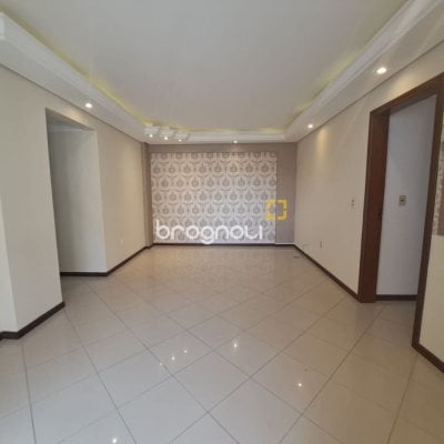 Apartamento com 100m², 3 quartos (sendo 1 suíte), 1 garagem, no bairro Balneário em Florianópolis