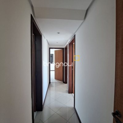 Apartamento com 100m², 3 quartos (sendo 1 suíte), 1 garagem, no bairro Balneário em Florianópolis