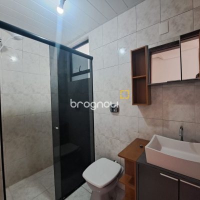 Apartamento com 100m², 3 quartos (sendo 1 suíte), 1 garagem, no bairro Balneário em Florianópolis