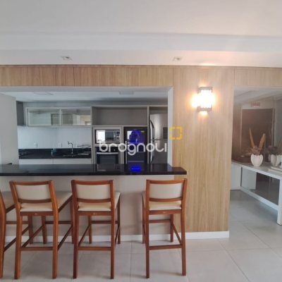 Apartamento com 100m², 3 quartos (sendo 1 suíte), 1 garagem, no bairro Balneário em Florianópolis