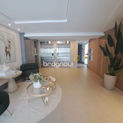 Apartamento com 100m², 3 quartos (sendo 1 suíte), 1 garagem, no bairro Balneário em Florianópolis