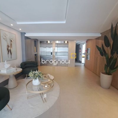 Apartamento com 100m², 3 quartos (sendo 1 suíte), 1 garagem, no bairro Balneário em Florianópolis