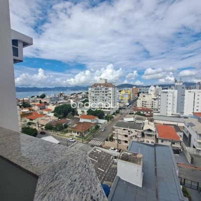 Apartamento com 100m², 3 quartos (sendo 1 suíte), 1 garagem, no bairro Balneário em Florianópolis