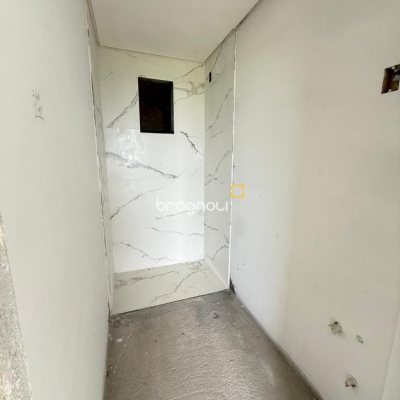 Apartamento com 143m², 2 quartos (sendo 1 suíte), 1 garagem, no bairro Santinho em Florianópolis