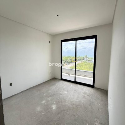 Apartamento com 143m², 2 quartos (sendo 1 suíte), 1 garagem, no bairro Santinho em Florianópolis