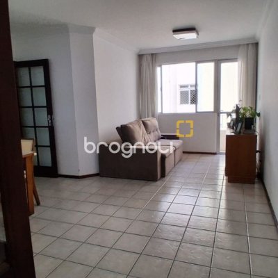 Apartamento com 96m², 3 quartos (sendo 1 suíte), 1 garagem, no bairro Trindade em Florianópolis