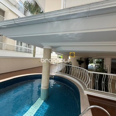 Apartamento com 102m², 3 quartos (sendo 1 suíte), 1 garagem, no bairro Jurerê Internacional em Florianópolis