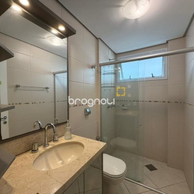 Apartamento com 102m², 3 quartos (sendo 1 suíte), 1 garagem, no bairro Jurerê Internacional em Florianópolis