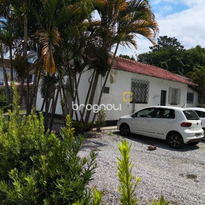Terreno com 1000m², no bairro Trindade em Florianópolis