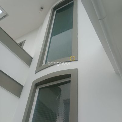 Casa com 239m², 3 quartos (sendo 1 suíte), 2 garagens, no bairro Pedra Branca em Palhoça