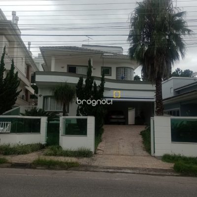 Casa com 239m², 3 quartos (sendo 1 suíte), 2 garagens, no bairro Pedra Branca em Palhoça