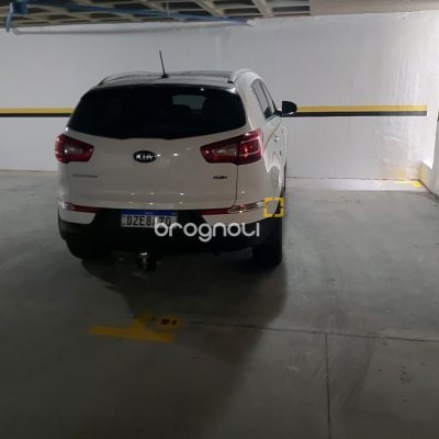 Apartamento com 64m², 2 quartos (sendo 1 suíte), 2 garagens, no bairro Agronômica em Florianópolis