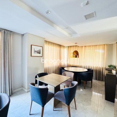 Apartamento com 64m², 2 quartos (sendo 1 suíte), 2 garagens, no bairro Agronômica em Florianópolis