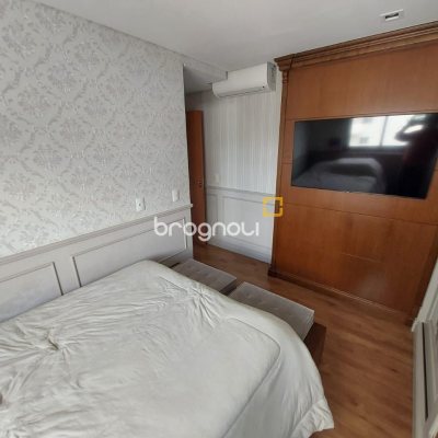 Apartamento com 64m², 2 quartos (sendo 1 suíte), 2 garagens, no bairro Agronômica em Florianópolis