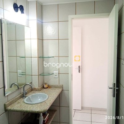 Apartamento com 78m², 3 quartos (sendo 1 suíte), 1 garagem, no bairro Estreito em Florianópolis
