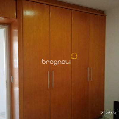 Apartamento com 78m², 3 quartos (sendo 1 suíte), 1 garagem, no bairro Estreito em Florianópolis