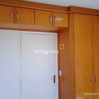 Apartamento com 78m², 3 quartos (sendo 1 suíte), 1 garagem, no bairro Estreito em Florianópolis