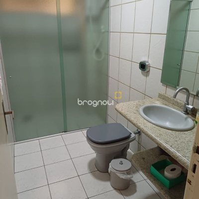 Apartamento com 78m², 3 quartos (sendo 1 suíte), 1 garagem, no bairro Estreito em Florianópolis