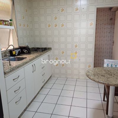 Apartamento com 78m², 3 quartos (sendo 1 suíte), 1 garagem, no bairro Estreito em Florianópolis