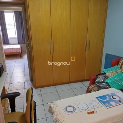 Apartamento com 78m², 3 quartos (sendo 1 suíte), 1 garagem, no bairro Estreito em Florianópolis