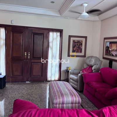 Casa com 640m², 5 quartos (sendo 5 suítes), 4 garagens, no bairro Itacorubi em Florianópolis