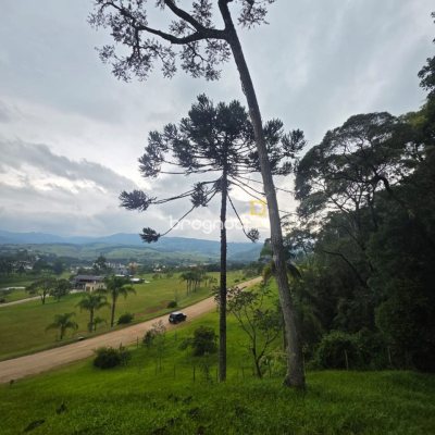 Terreno com 1011m², no bairro Invernadinha em Rancho Queimado