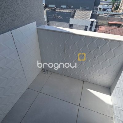 Apartamento com 69m², 2 quartos, 1 garagem, no bairro Kobrasol em São José
