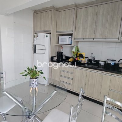 Apartamento com 69m², 2 quartos, 1 garagem, no bairro Kobrasol em São José