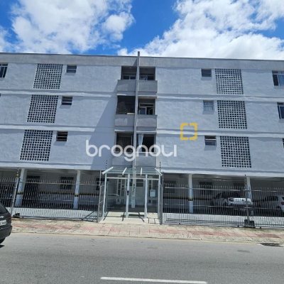 Apartamento com 69m², 2 quartos, 1 garagem, no bairro Kobrasol em São José