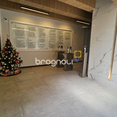 Sala com 32m², no bairro Centro em Florianópolis