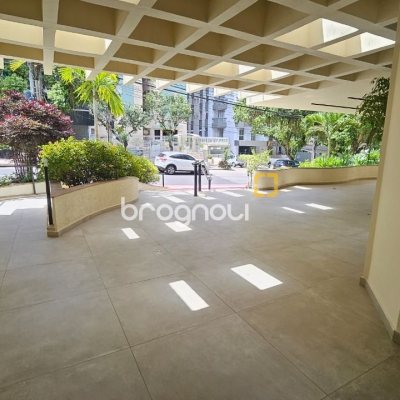 Sala com 32m², no bairro Centro em Florianópolis