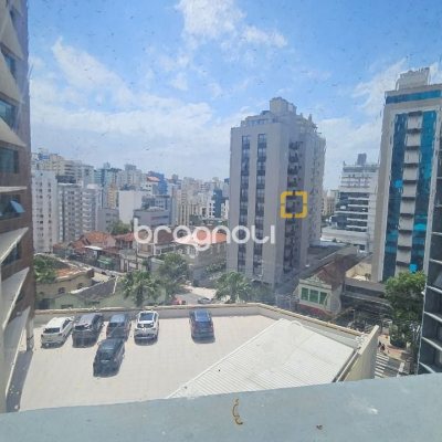 Sala com 32m², no bairro Centro em Florianópolis
