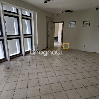 Sala com 32m², no bairro Centro em Florianópolis