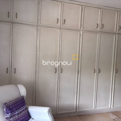 Casa com 240m², 3 quartos (sendo 1 suíte), 2 garagens, no bairro Córrego Grande em Florianópolis