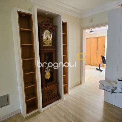 Casa com 339m², 3 quartos (sendo 3 suítes), 3 garagens, no bairro Santa Mônica em Florianópolis