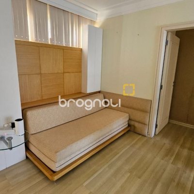 Casa com 339m², 3 quartos (sendo 3 suítes), 3 garagens, no bairro Santa Mônica em Florianópolis