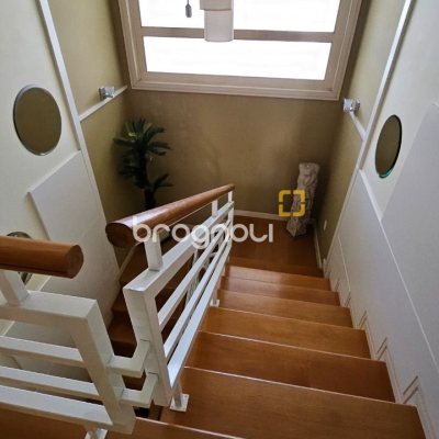 Casa com 339m², 3 quartos (sendo 3 suítes), 3 garagens, no bairro Santa Mônica em Florianópolis