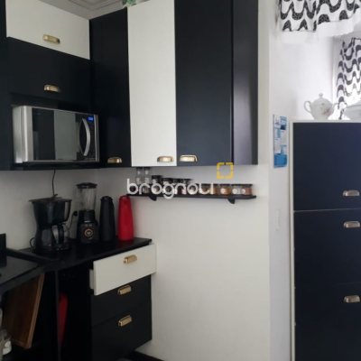 Casa com 200m², 3 quartos (sendo 1 suíte), 4 garagens, no bairro Cachoeira do Bom Jesus em Florianópolis