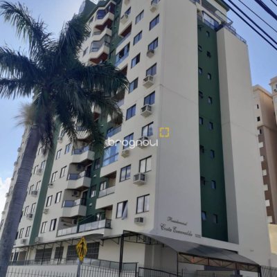 Apartamento com 58m², 2 quartos, 1 garagem, no bairro Barreiros em São José