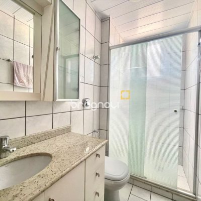Apartamento com 69m², 2 quartos, 1 garagem, no bairro Rio Vermelho em Florianópolis
