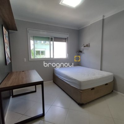 Apartamento com 85m², 2 quartos (sendo 1 suíte), 1 garagem, no bairro Ingleses em Florianópolis