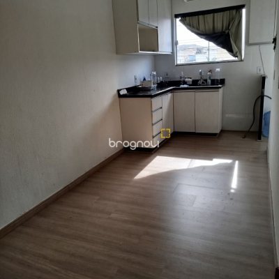 Apartamento com 81m², 3 quartos (sendo 1 suíte), 1 garagem, no bairro Ingleses em Florianópolis