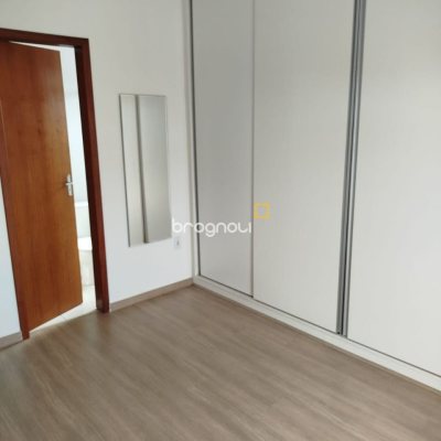 Apartamento com 81m², 3 quartos (sendo 1 suíte), 1 garagem, no bairro Ingleses em Florianópolis