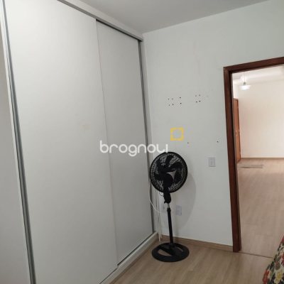 Apartamento com 81m², 3 quartos (sendo 1 suíte), 1 garagem, no bairro Ingleses em Florianópolis