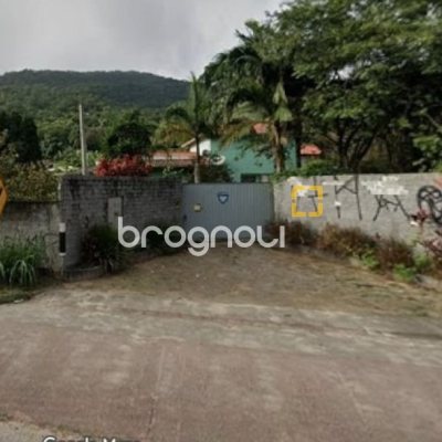 Terreno com 8803m², no bairro Vargem Grande em Florianópolis
